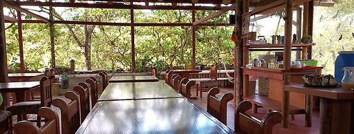Biohostal Mindo Cloud Forest