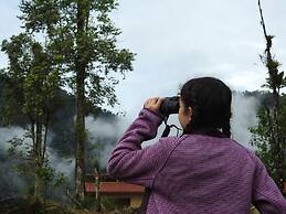 Biohostal Mindo Cloud Forest