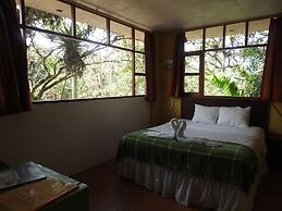Biohostal Mindo Cloud Forest