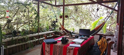 Biohostal Mindo Cloud Forest