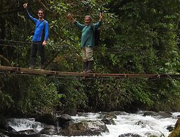 Biohostal Mindo Cloud Forest