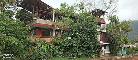 Biohostal Mindo Cloud Forest