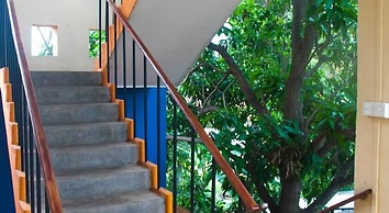 Marine Tourist Beach Guest House Negombo Beach