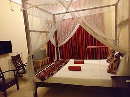 Marine Tourist Beach Guest House Negombo Beach
