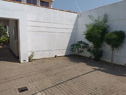 Marine Tourist Beach Guest House Negombo Beach