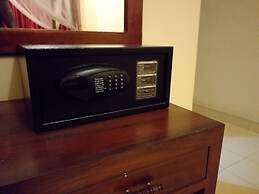 Marine Tourist Beach Guest House Negombo Beach