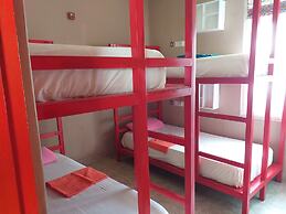 Marine Tourist Beach Guest House Negombo Beach