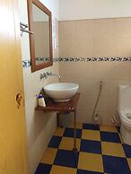 Marine Tourist Beach Guest House Negombo Beach