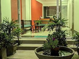 Marine Tourist Beach Guest House Negombo Beach