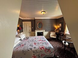George House Heritage B&B
