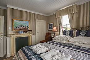 George House Heritage B&B