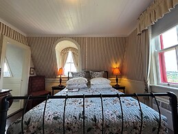 George House Heritage B&B