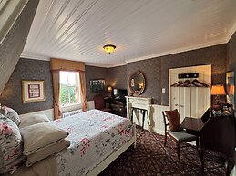 George House Heritage B&B