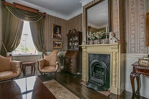 George House Heritage B&B