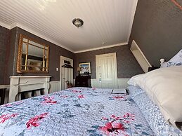 George House Heritage B&B