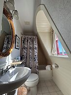 George House Heritage B&B