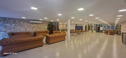 Beira Rio Hotel