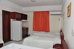 Machado's Plaza Hotel