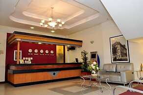 Machado's Plaza Hotel