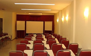 Machado's Plaza Hotel