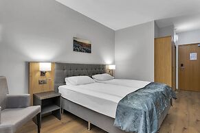 Aurora Hotel at Reykjavik-Keflavik Airport Terminal KEF