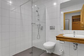 Aurora Hotel at Reykjavik-Keflavik Airport Terminal KEF