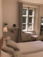 The Bed and Breakfast