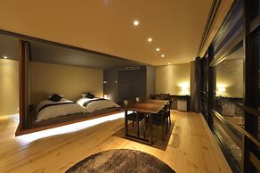 Kyoto Uji Hanayashiki Ukifune-en