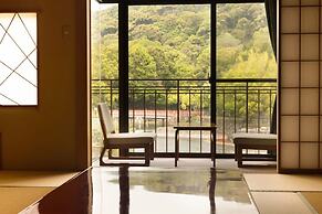 Kyoto Uji Hanayashiki Ukifune-en