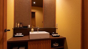 Kyoto Uji Hanayashiki Ukifune-en