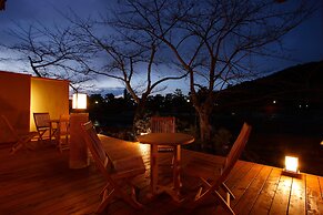 Kyoto Uji Hanayashiki Ukifune-en