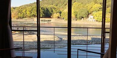 Kyoto Uji Hanayashiki Ukifune-en