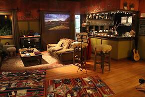 Los Juncos Patagonian Lake House