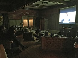 Los Juncos Patagonian Lake House