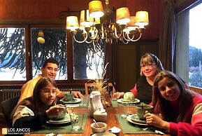 Los Juncos Patagonian Lake House