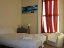 The New Royal Windsor Hotel