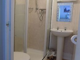 The New Royal Windsor Hotel