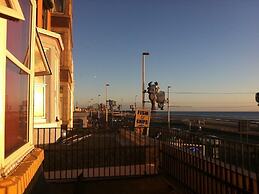 The New Royal Windsor Hotel