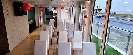 The New Royal Windsor Hotel