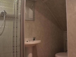 The New Royal Windsor Hotel