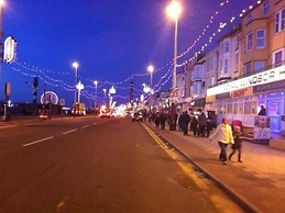 The New Royal Windsor Hotel