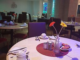 The New Royal Windsor Hotel