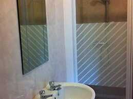 The New Royal Windsor Hotel