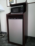 Midland Inn & Suites