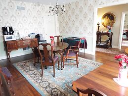 The Tillie Pierce House Inn