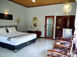 Poeri Devata Resort Hotel