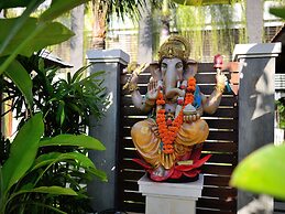 Ganga Hotel & Apartments