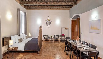 3 Epoques Apartments by Adrez Living