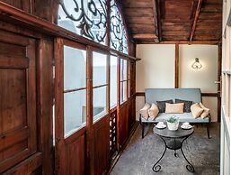 6 Continents Apartments by Adrez Living