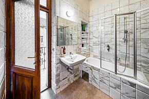 Art House Apartments by Adrez Living